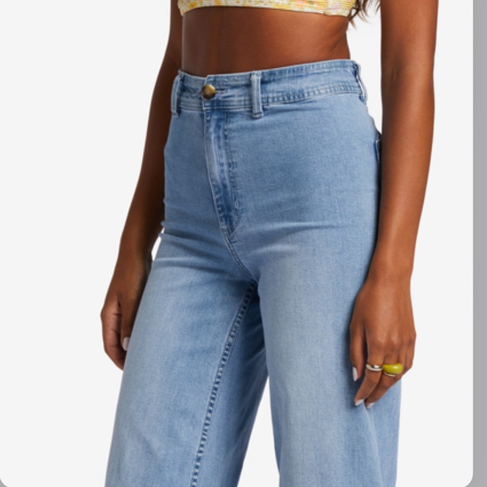 🔥🔥BILLABONG - INDIGO FREE FALL WIDE-LEG JEANS - Picture 8 of 15